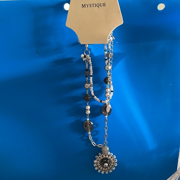 New Mistique Necklace - Picture 3 of 4